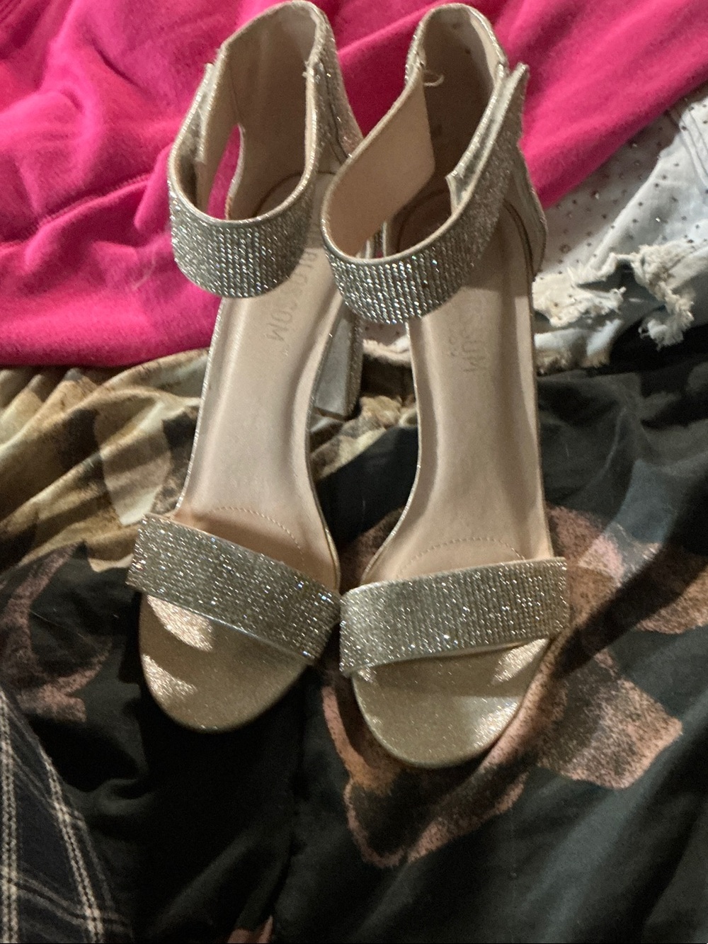 De Blossom Collection Gold Glitter Block Heel Sandals